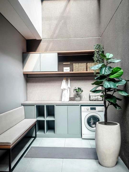 Project 3 zwevend dressoir